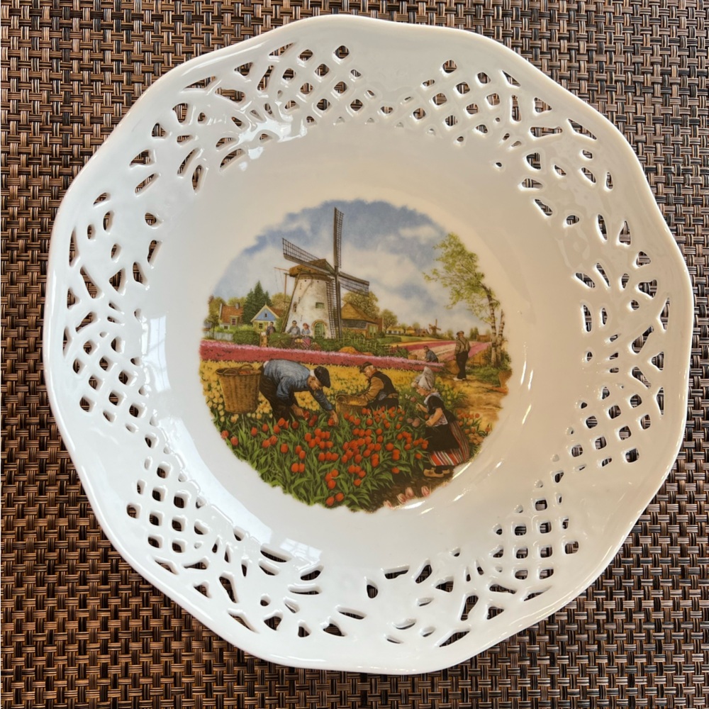 Vintage Royal Schwabap Holland - Tulips - Hand Decorated fruit bowl.